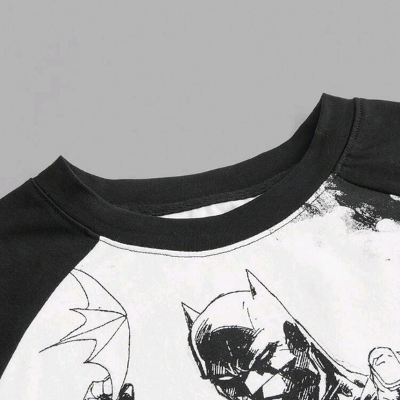 Nwot character cropped batman tee - Picture 8 of 8